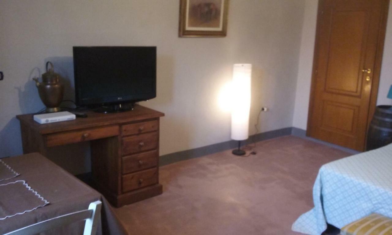 Bed and Breakfast Latera Барберино-ді-Муджелло Екстер'єр фото